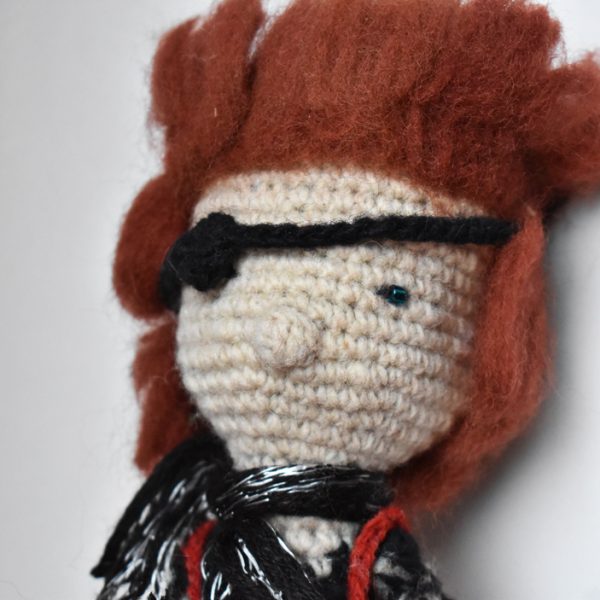 David Bowie, muñeco tejido